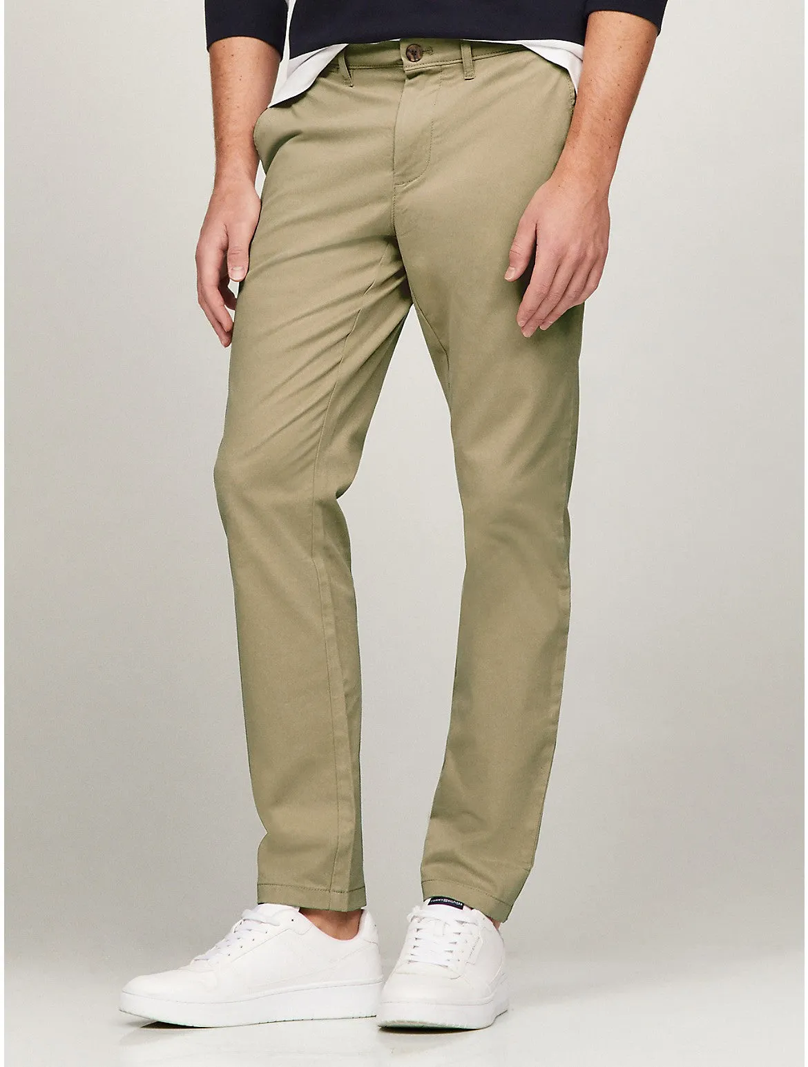 Tommy Hilfiger Men's THFlex Slim Fit Tommy Chino