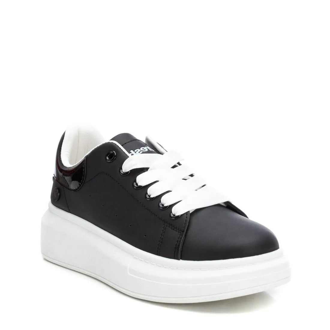 Women's sneakers